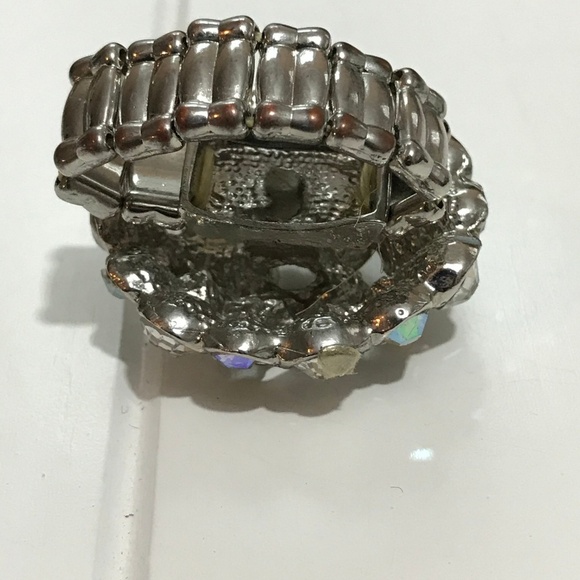 Rhinestone Cocktail Ring Stretch Elastic Band Statement Jewelry: 2184 - Picture 5 of 6